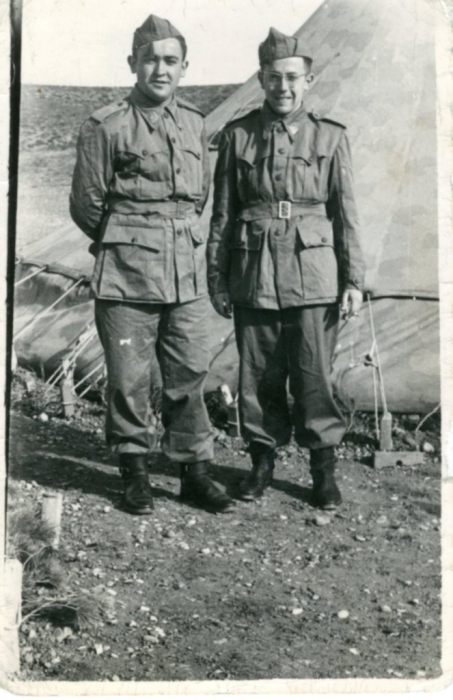 Haciendo el servicio militar, Zaragoza 1956