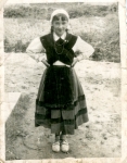 Con el traje regional, 1959